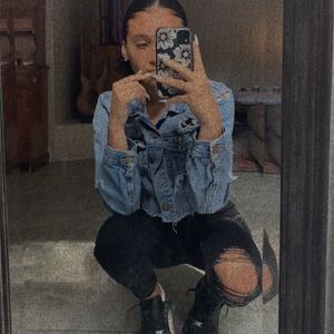 Meet your Posher, Jasmine